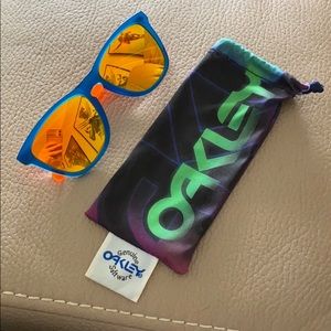 Oakley Frogskin Sunglasses